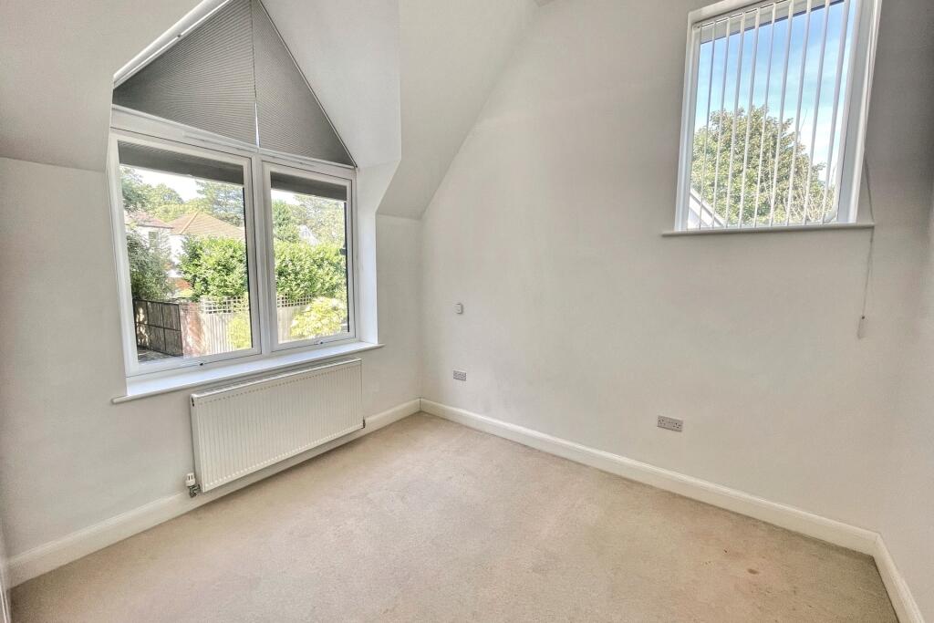 Additional image 17 of Queens Park