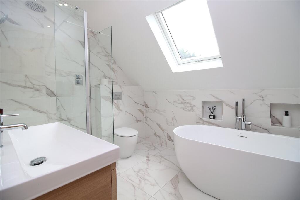 Additional image 8 of Cowper Avenue, New Milton, Hampshire, BH25