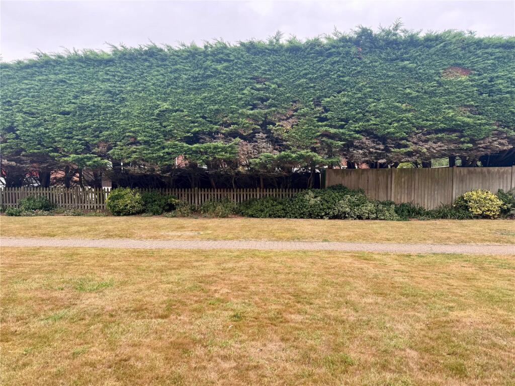 Additional image 9 of Shoreacre, Marine Drive East, Barton On Sea, Hampshire, BH25