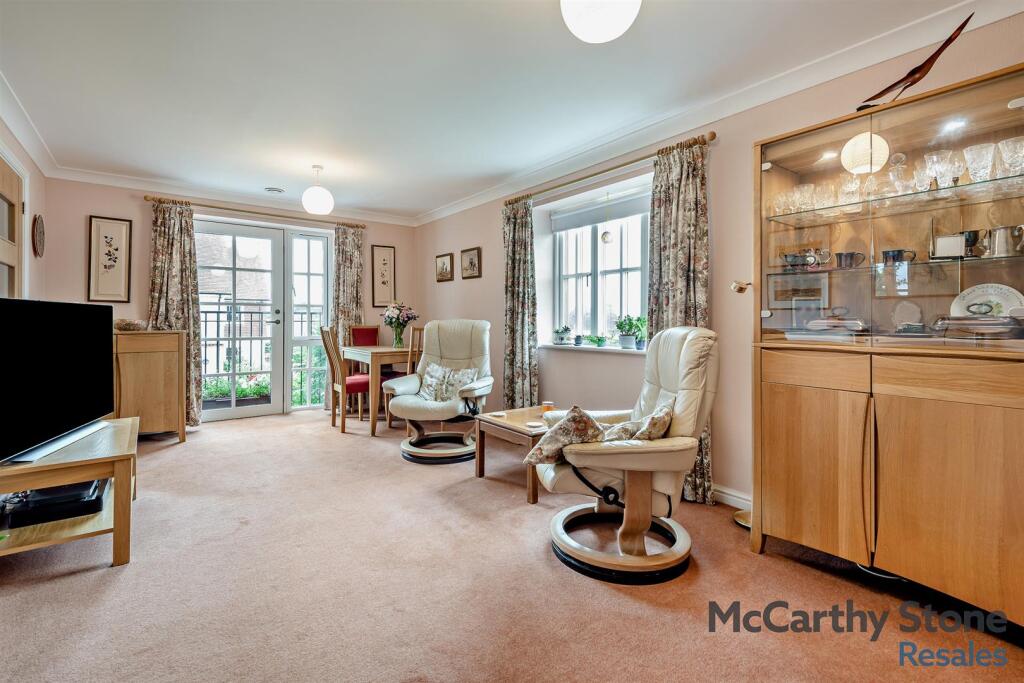 Additional image 24 of Cornmantle Parsonage Barn Lane, Ringwood, Hampshire, BH24 1WJ