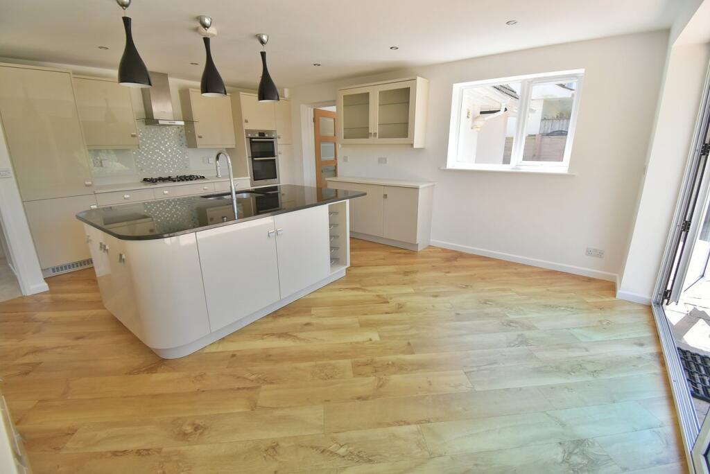 Additional image 5 of Robins Wood Drive, Ferndown, BH22