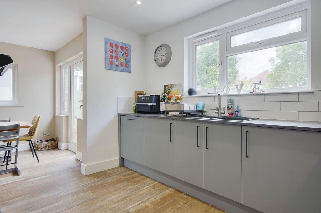 Additional image 19 of Queens Park, Bournemouth, BH8 9HZ