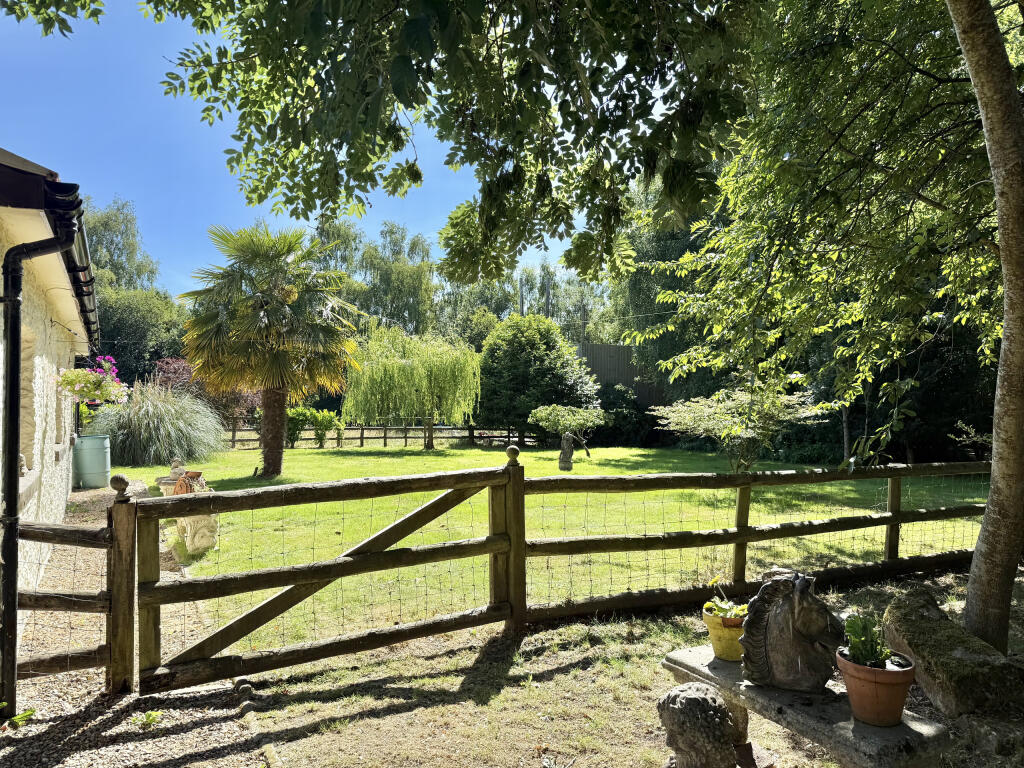 Additional image 33 of Rose Cottage, Sandy Lane, Three Legged Cross, Wimborne, Dorset