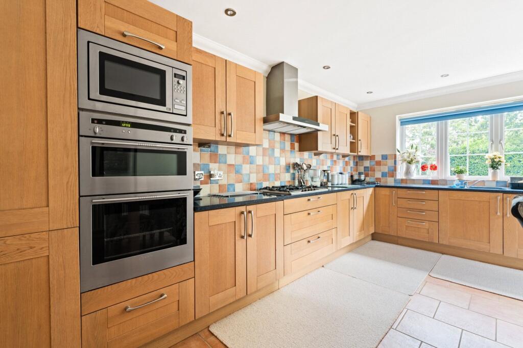 Additional image 7 of Woodside Road, West Moors, Ferndown, Dorset, BH22