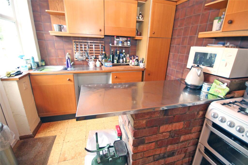 Additional image 7 of Seaward Avenue, Barton on Sea, New Milton, Hampshire, BH25