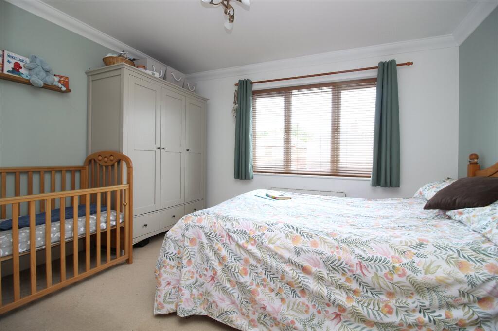 Additional image 5 of Albert Road, New Milton, Hampshire, BH25