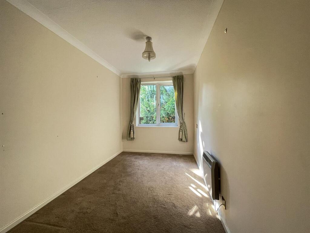 Additional image 9 of Fernlea Avenue, Ferndown