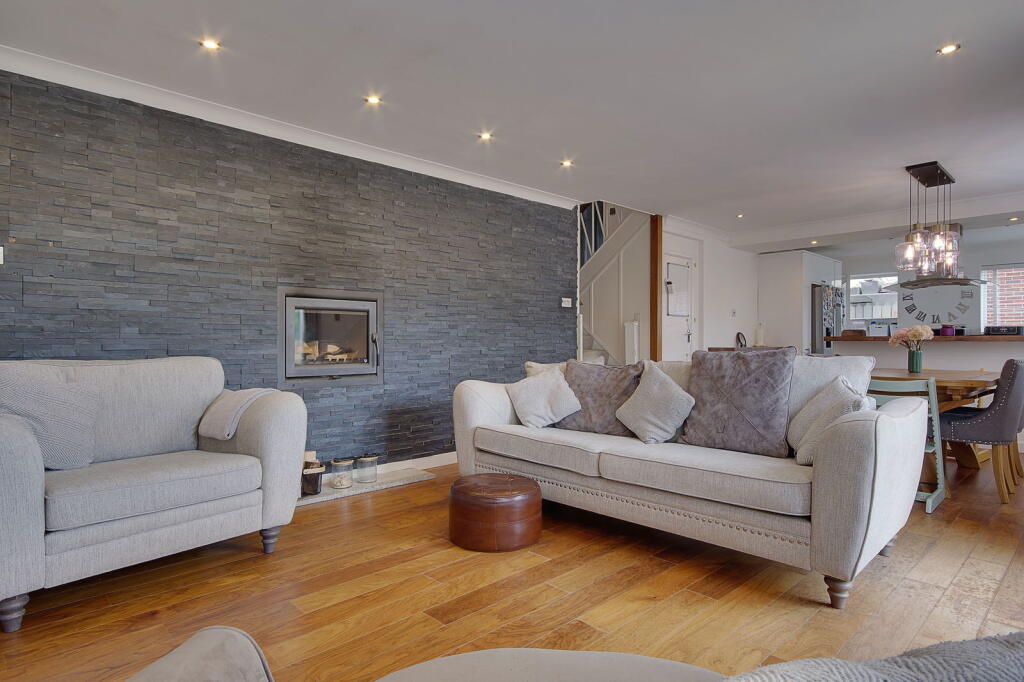 Additional image 32 of Queens Park, Bournemouth