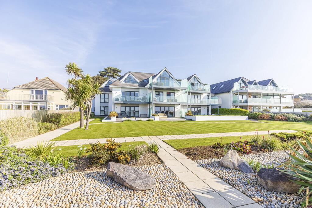 Additional image 16 of Wharncliffe Road, Highcliffe, Dorset. BH23 5DB