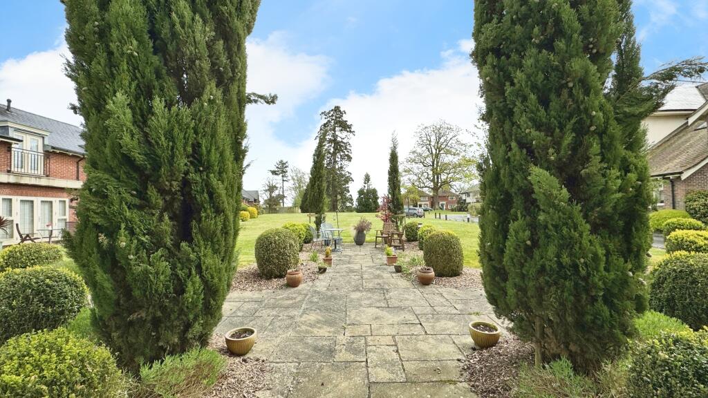 Additional image 17 of Redwood Drive, CHRISTCHURCH, Dorset, BH23