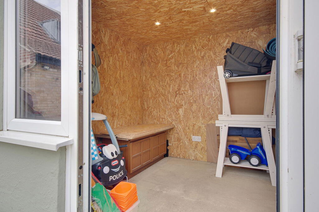 Additional image 43 of Queens Park, Bournemouth, BH8 9HZ