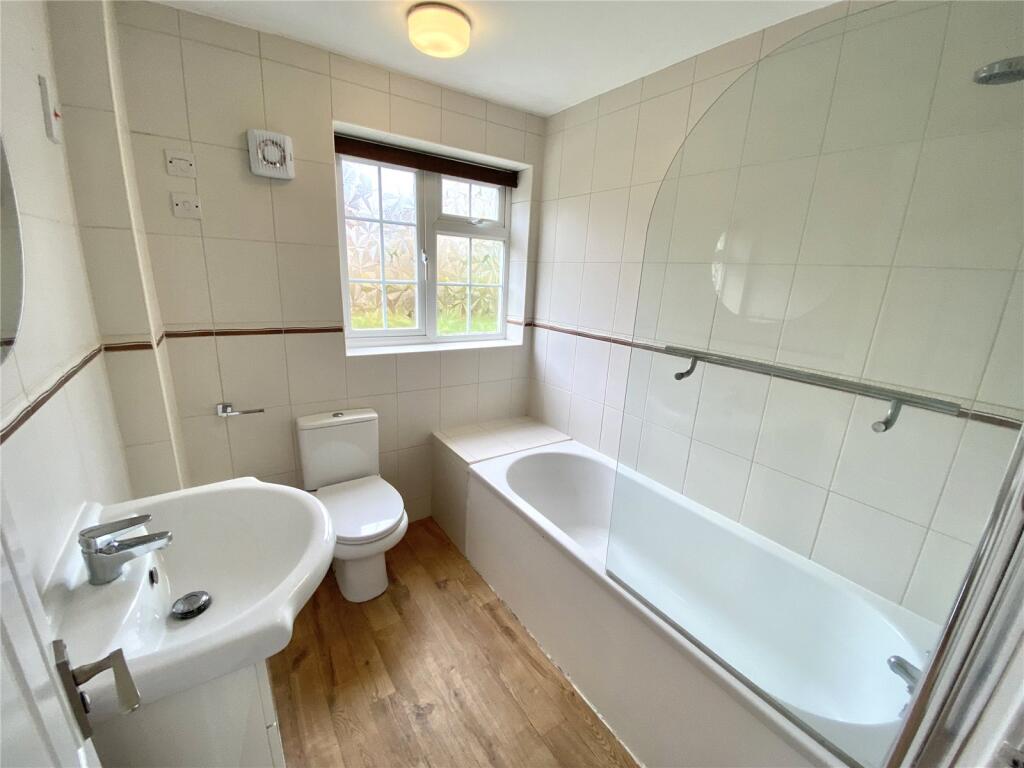 Additional image 6 of Orchard Mead, Linden Gardens, Ringwood, Hampshire, BH24