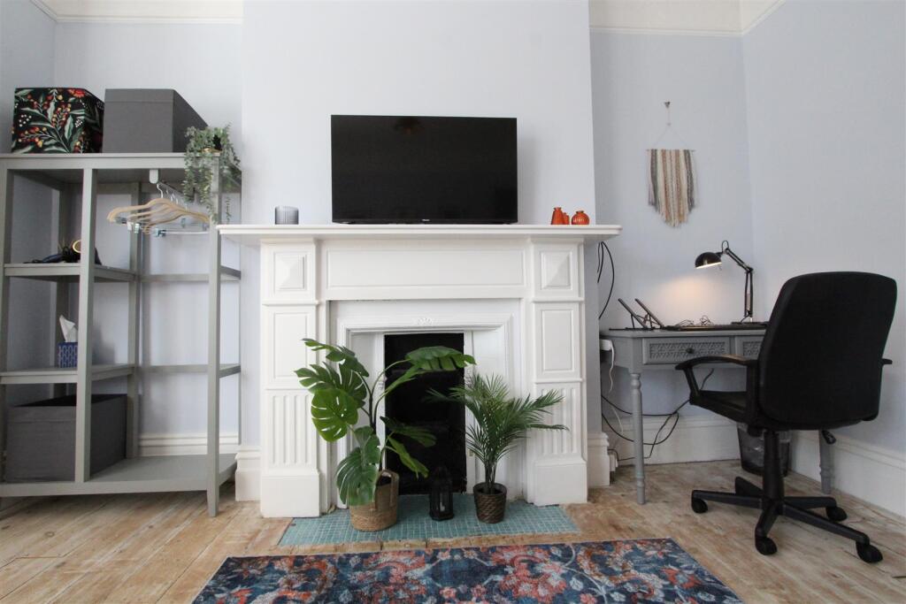 Additional image 3 of Crabton Close Road, Bournemouth