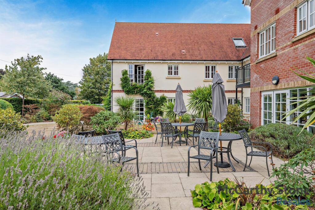 Additional image 11 of Cornmantle Parsonage Barn Lane, Ringwood, Hampshire, BH24 1WJ