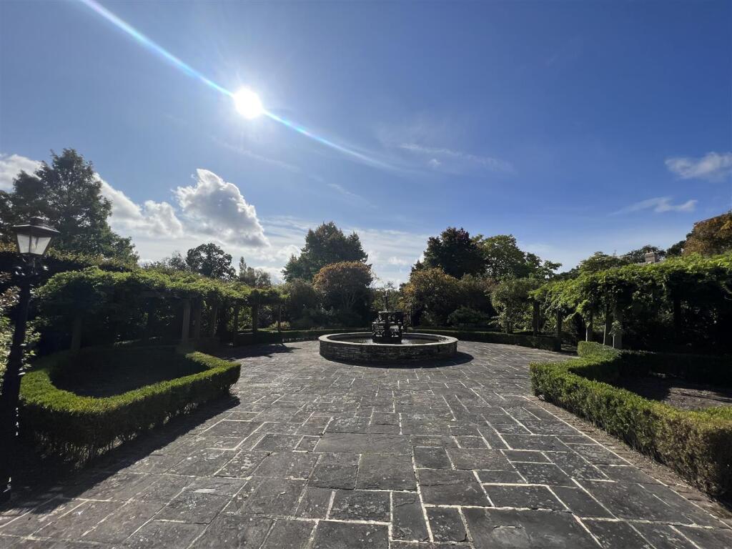 Additional image 19 of Stapehill Abbey, 276 Wimborne Road West