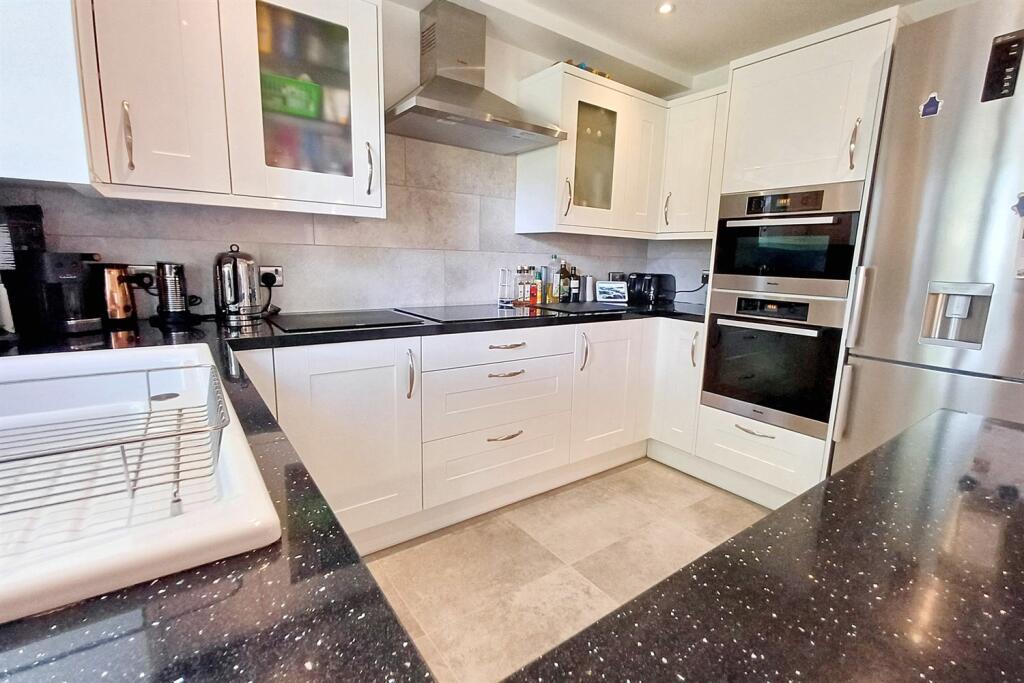 Additional image 6 of Verwood