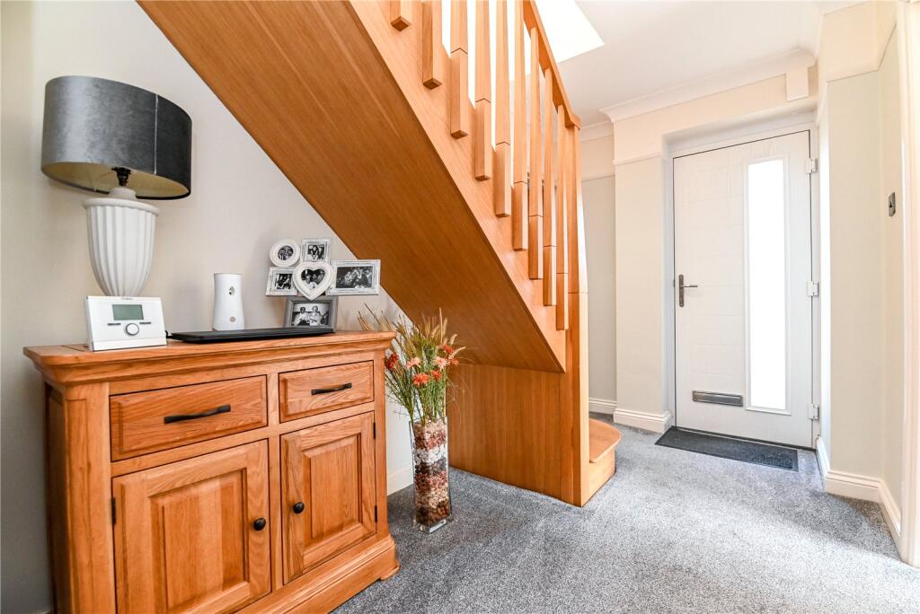 Additional image 7 of Dilly Lane, Barton on Sea, New Milton, Hampshire, BH25