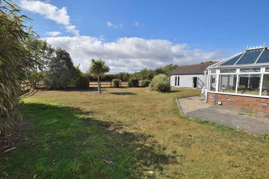 Additional image 4 of New Lane, New Milton, Hampshire. BH25 5TD