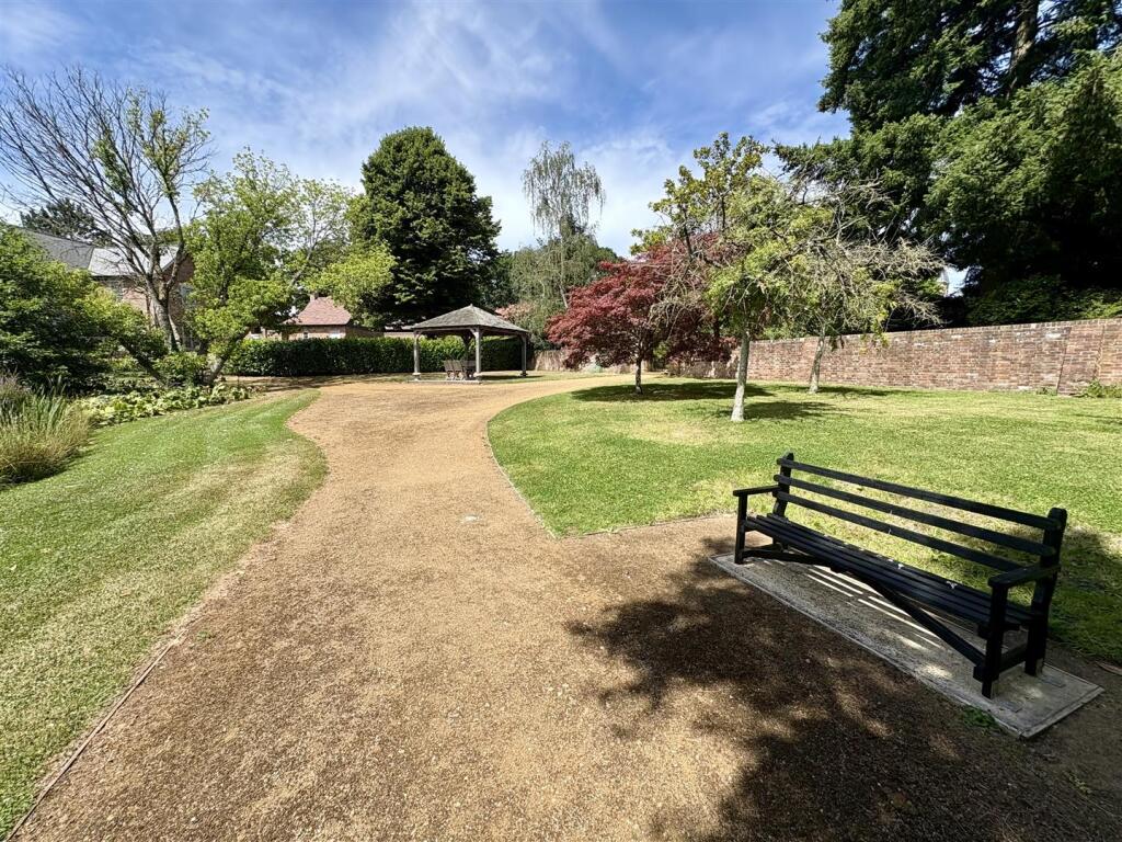 Additional image 14 of Wimborne Road West, Wimborne