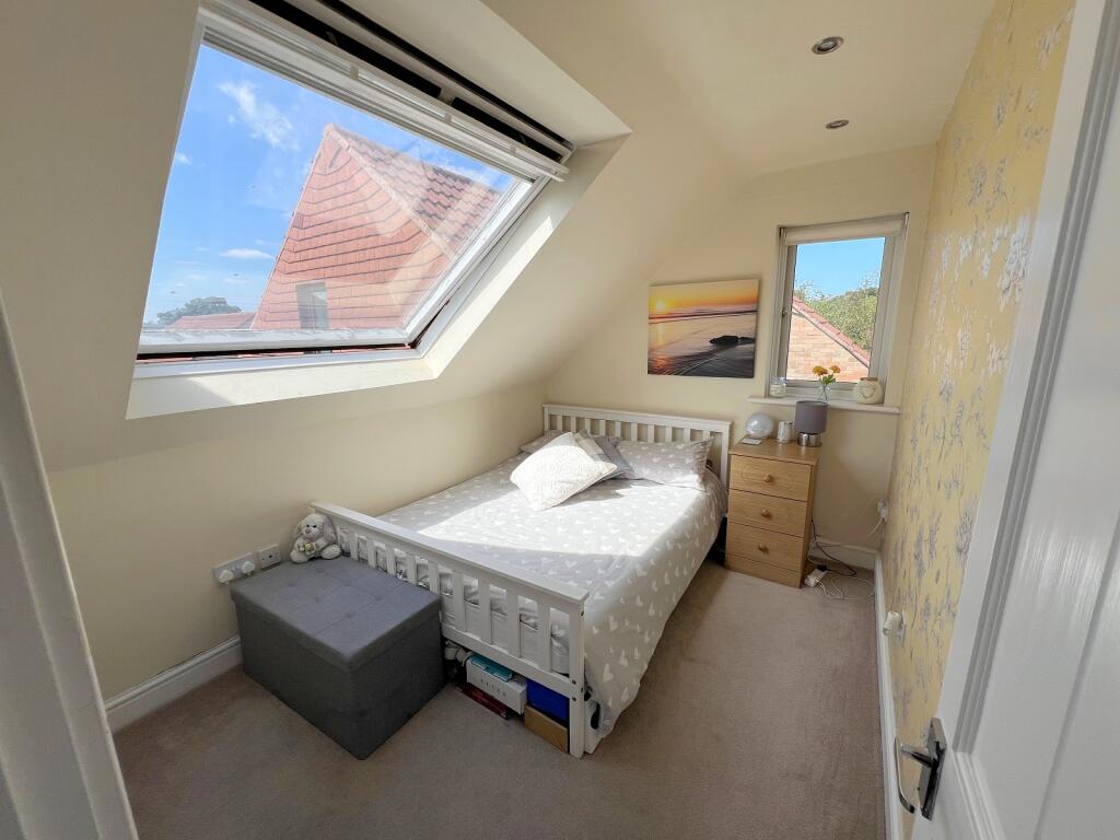 Additional image 6 of Eastlands, New Milton, Hampshire. BH25 5PJ
