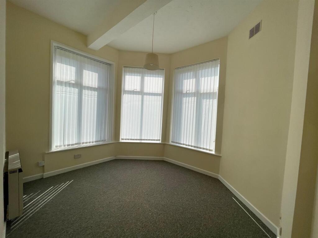 Additional image 2 of York Towers, 5 Pine Tree Glen, Westbourne