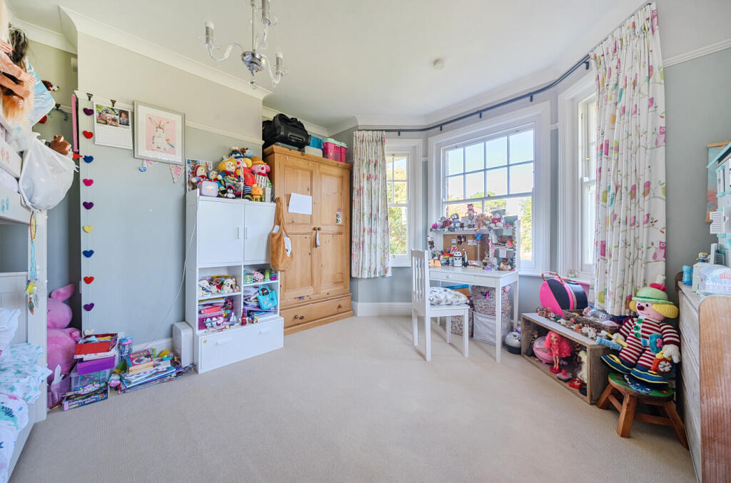 Additional image 12 of Chestnut Avenue, Barton on Sea, New Milton, BH25