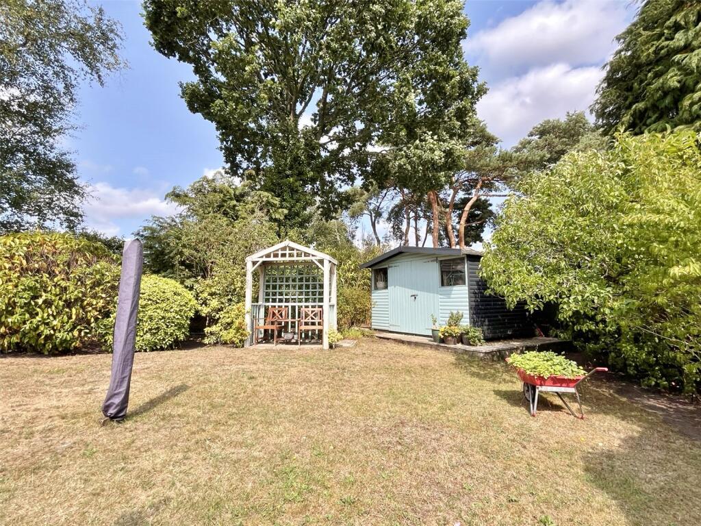 Additional image 27 of Woodlinken Drive, Verwood, Dorset, BH31