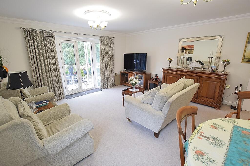 Additional image 5 of Whitefield Road, New Milton, Hampshire. BH25 6DH