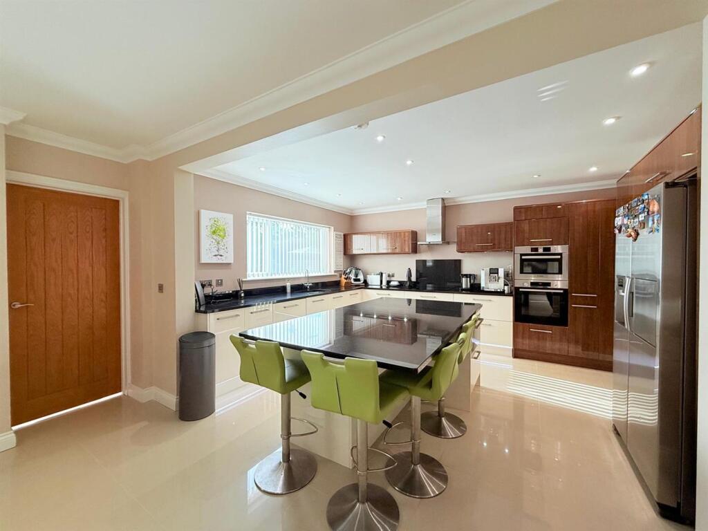 Additional image 5 of Lone Pine Drive, West Parley, Ferndown