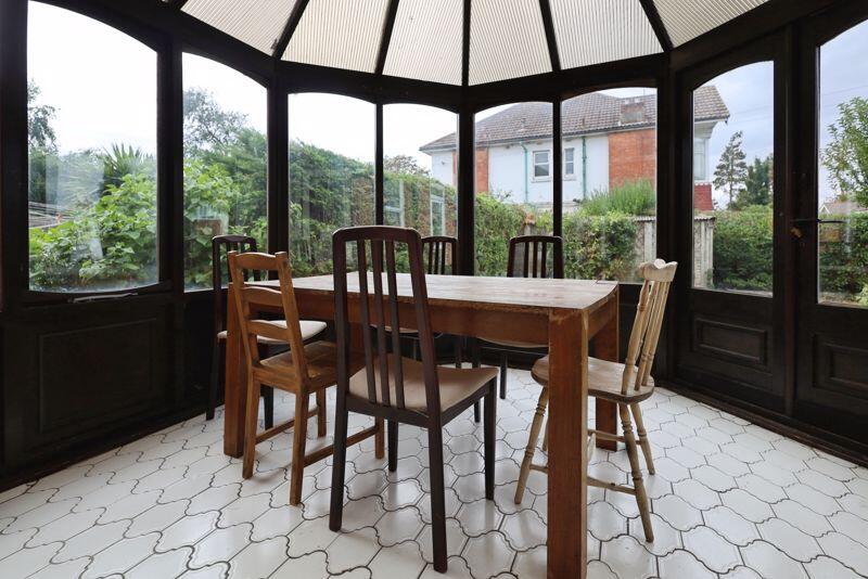 Additional image 5 of Detached Student House With Two Bathrooms - Fitzharris Avenue, Winton