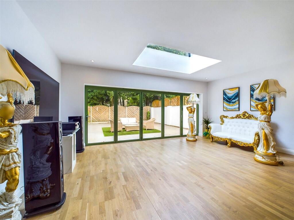 Additional image 7 of Browning Avenue, Boscombe Manor, Bournemouth, Dorset, BH5