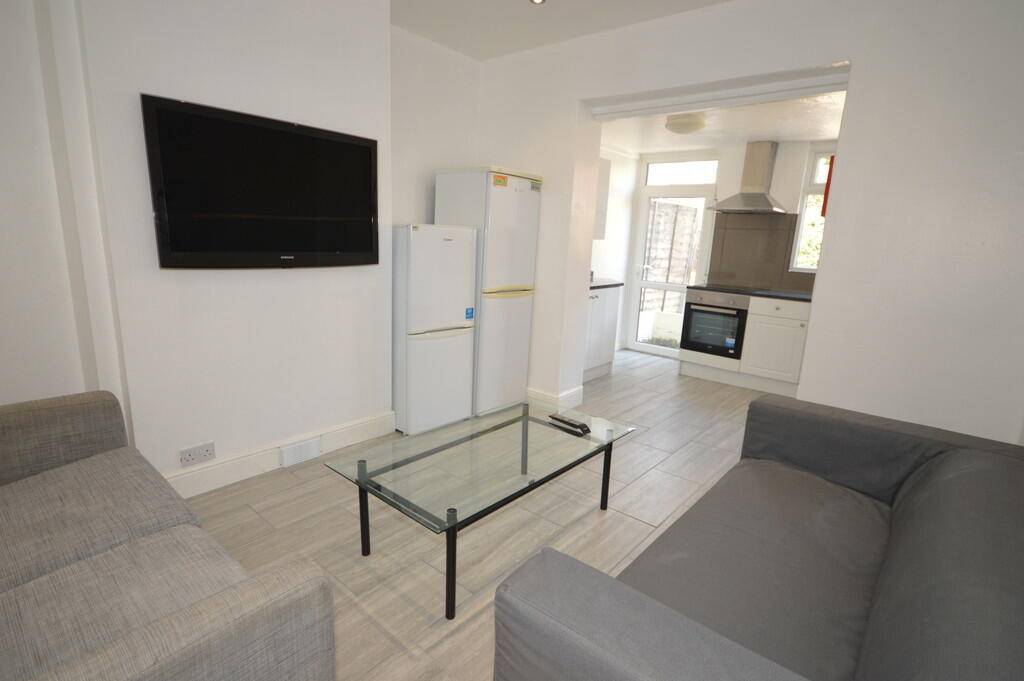 Additional image 11 of Malmesbury Park Road, Charminster