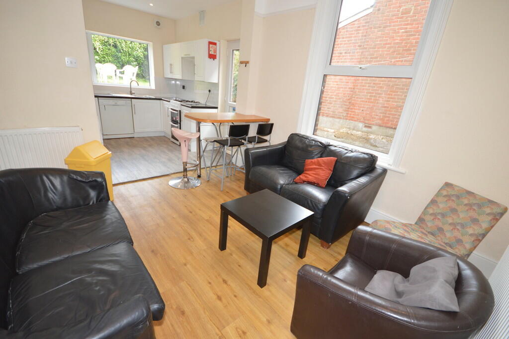 Additional image 31 of Stanfield Road, Winton