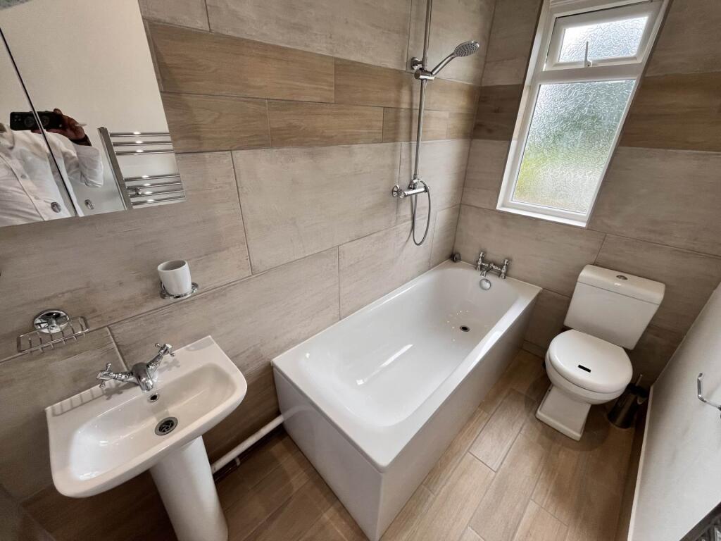 Additional image 2 of Charminster/ Queens Park Border * Stunning Rental *