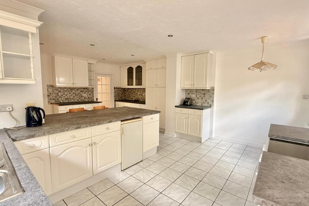 Additional image 7 of Oaks Drive, St. Leonards, BH24