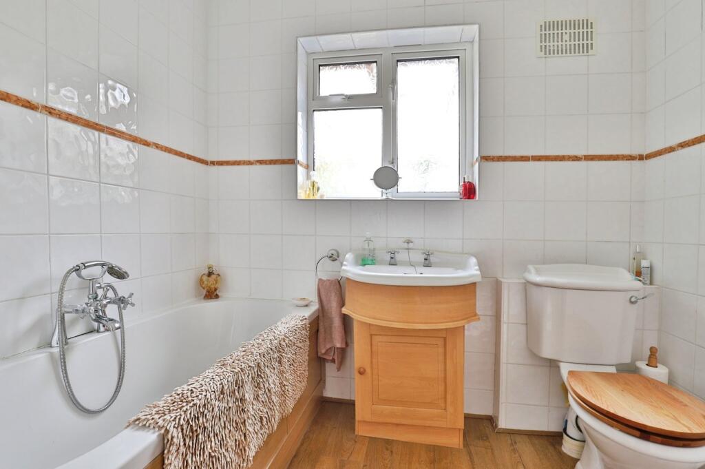 Additional image 13 of Broomhill, Wimborne, BH21