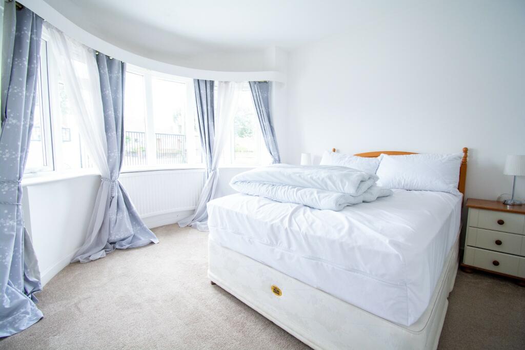 Additional image 8 of **5 Bed High End House in Queens Park**