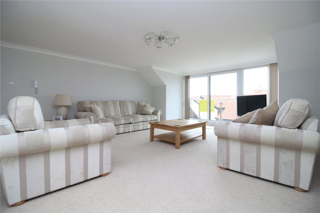 Additional image 16 of Shoreacre, Marine Drive East, Barton On Sea, Hampshire, BH25