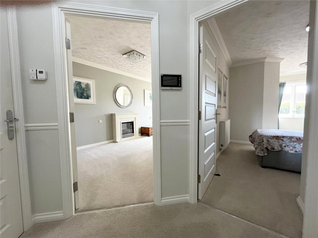 Additional image 12 of Stuart Road, Highcliffe, Christchurch, Dorset, BH23