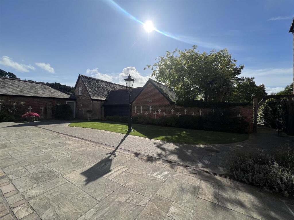 Additional image 24 of Stapehill Abbey, 276 Wimborne Road West