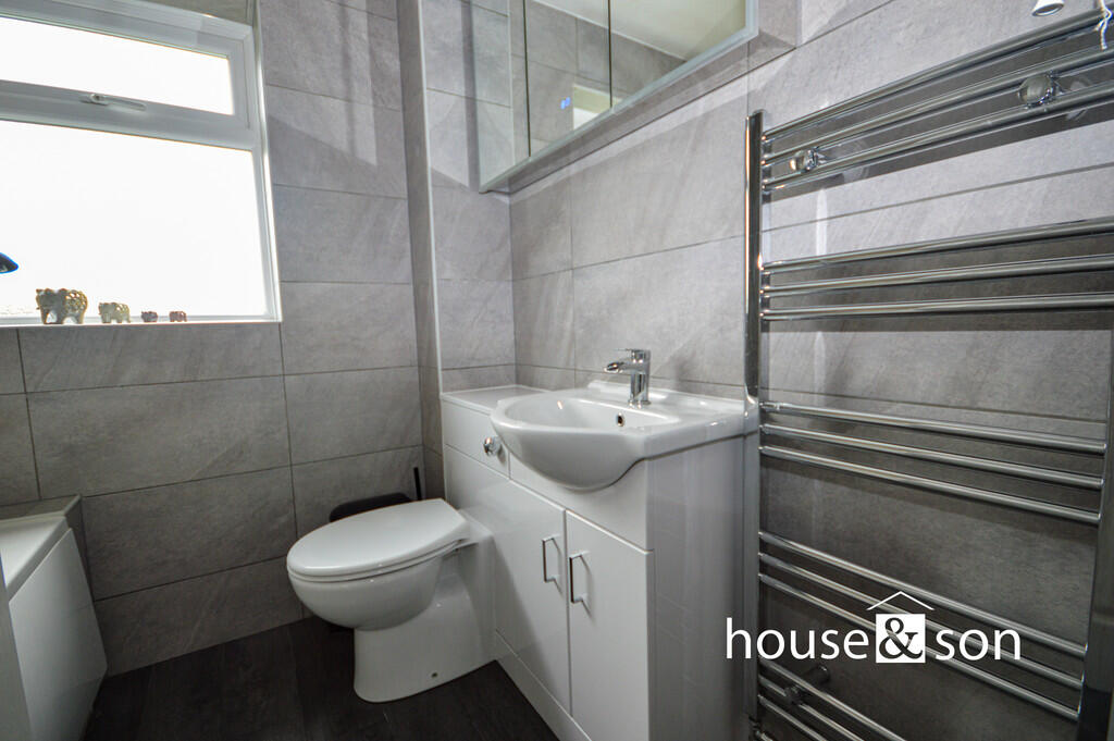 Additional image 9 of Holbury Close, Throop