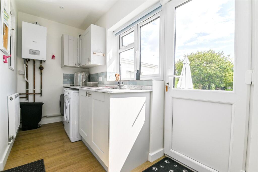 Additional image 19 of Barton Drive, Barton on Sea, New Milton, Hampshire, BH25