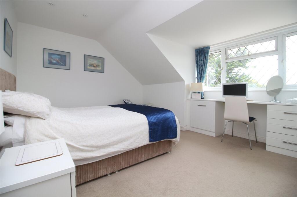 Additional image 9 of Barton Court Avenue, Barton On Sea, Hampshire, BH25