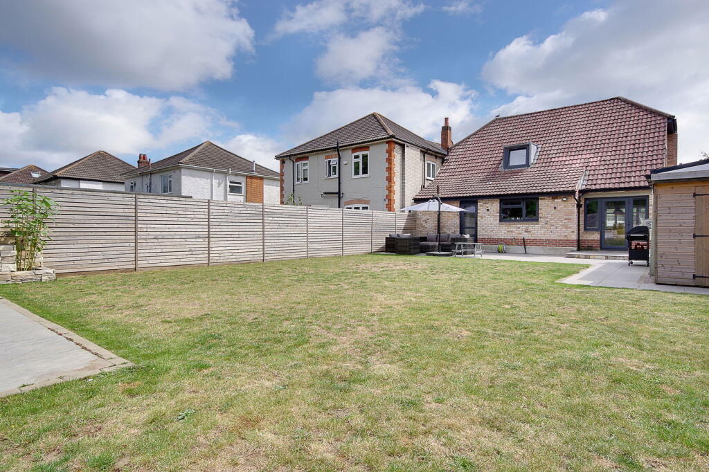 Additional image 42 of Queens Park, Bournemouth, BH8 9HZ