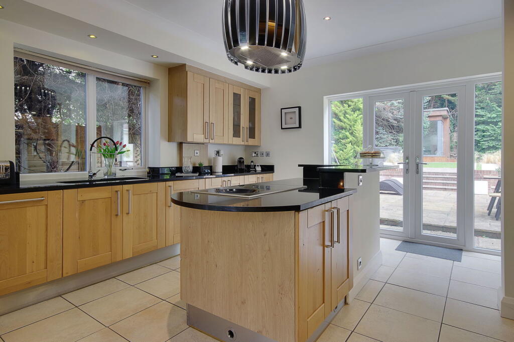 Additional image 15 of Queens Park Avenue, Bournemouth, BH8 9HB