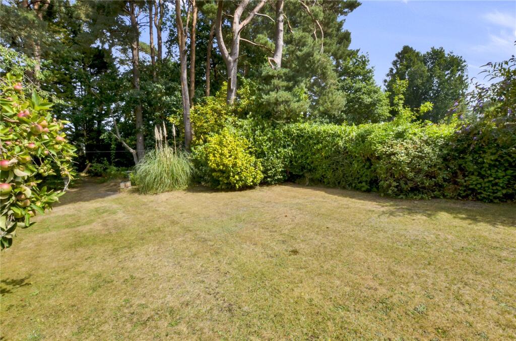 Additional image 18 of The Avenue, West Moors, Ferndown, Dorset, BH22