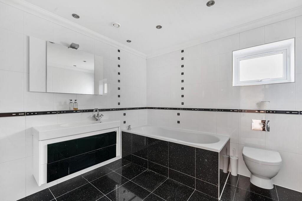 Additional image 22 of Little Forest Road, Talbot Woods, Bournemouth, BH4