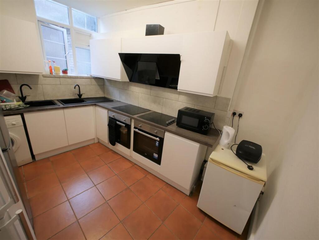 Additional image 6 of Highlands, Bournemouth, BH2