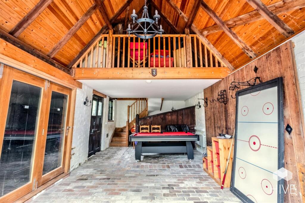 Additional image 27 of Poole Road, Wimborne