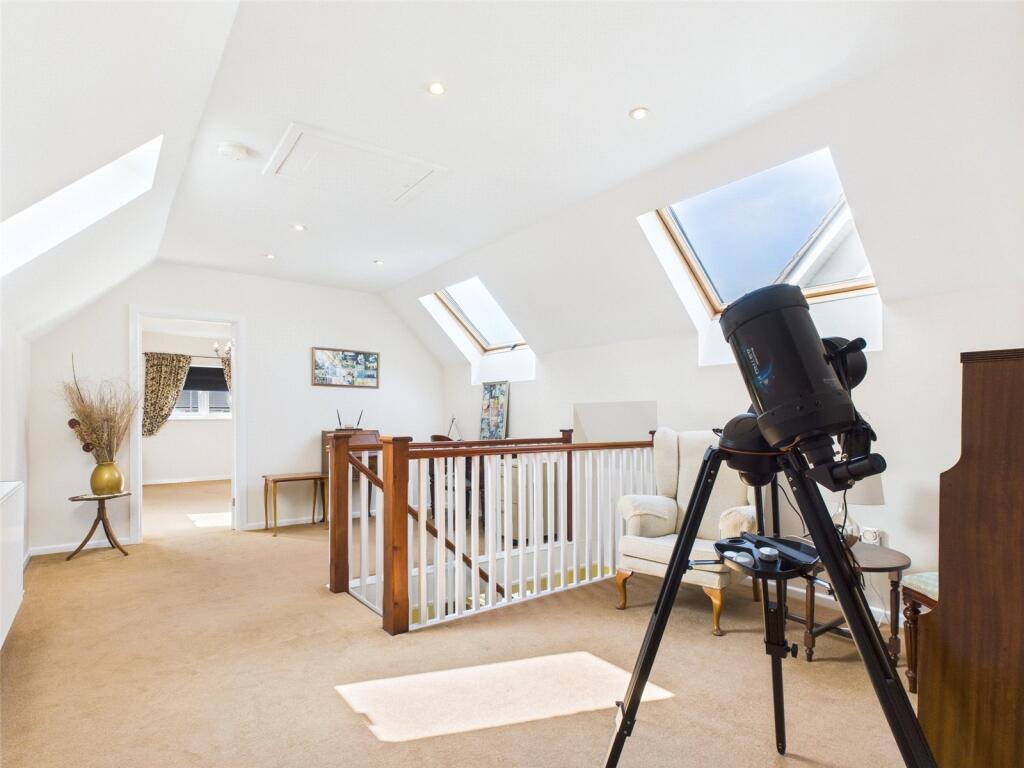 Additional image 7 of Waterford Gardens, Highcliffe, Christchurch, Dorset, BH23